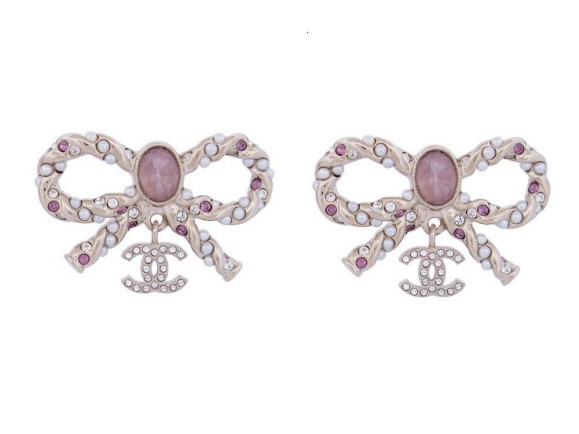  boucles d'oreilles chanel pendantes logo cc