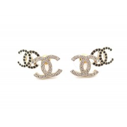 NEUF BOUCLES D'OREILLES CHANEL DOUBLE LOGO CC METAL DORE & STRASS EARRINGS 750€