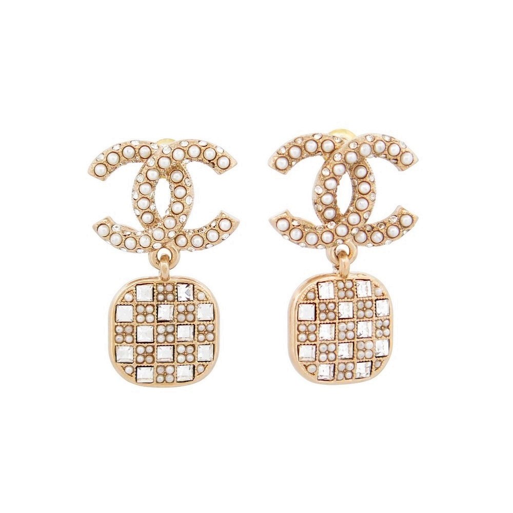 NEUF BOUCLES D'OREILLES CHANEL LOGO CC PENDANTES STRASS 2023 NEW EARRINGS 700€