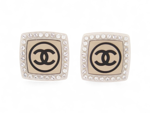 boucles d'oreilles chanel carre logo cc strass