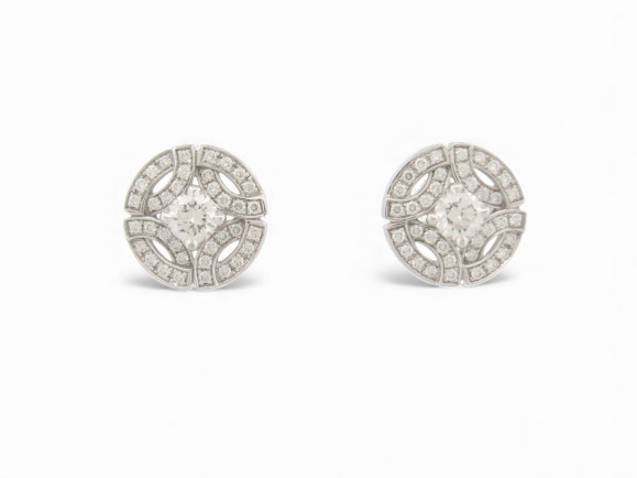  boucles d'oreilles cartier galanterie diamants