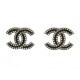 NEUF BOUCLES D'OREILLES CHANEL LOGO CC GRIS & STRASS CLOUS 2021 EARRINGS 680€