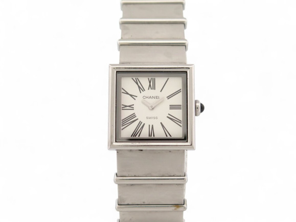  montre chanel mademoiselle h0827 23mm en acier