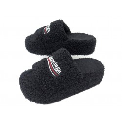 NEUF CHAUSSURES BALENCIAGA FURRY 654261 40 41 SANDALES EN FAUSSE FOURRURE 595€
