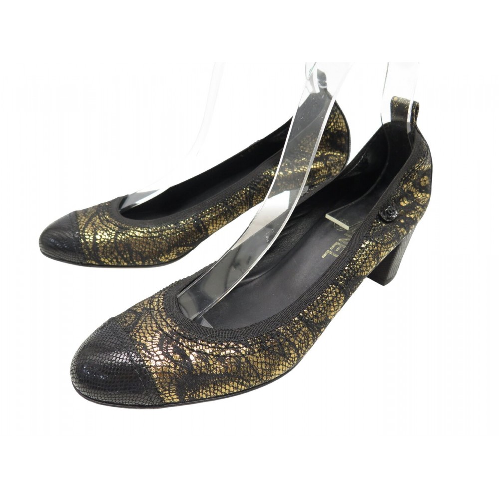 CHAUSSURES CHANEL ESCARPINS G27488 LOGO CC 39.5 EN CUIR NOIR & DORE SHOES 1190€