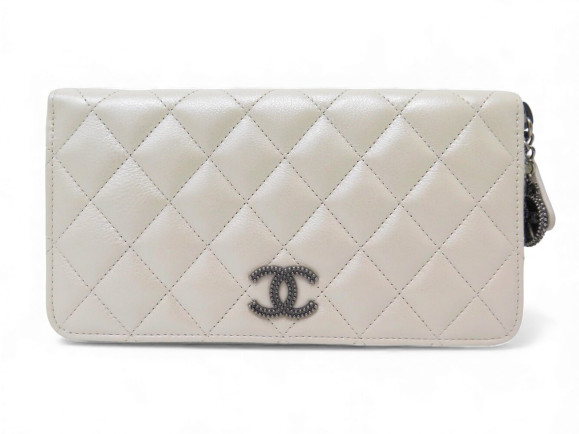 portefeuille chanel timeless logo cc zippe en