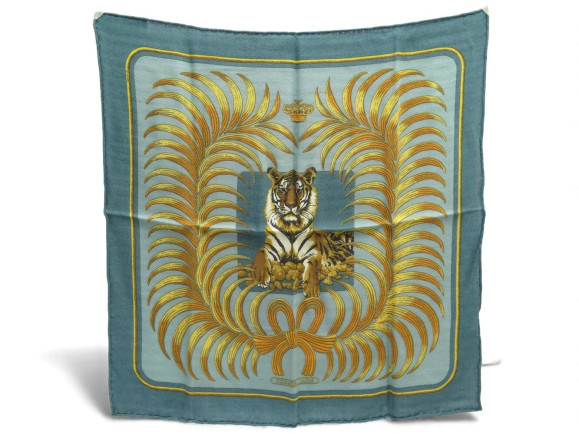 foulard hermes tigre royal gavroche carre 45 en