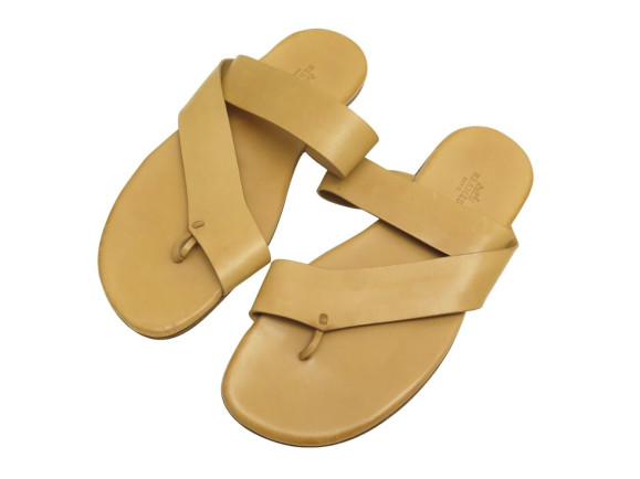 chaussures hermes tongs 42.5 en cuir fauve homme