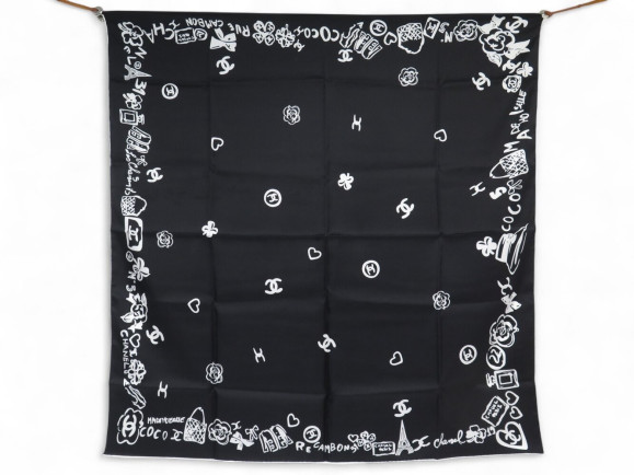 foulard chanel logo cc trefles camelia coeur