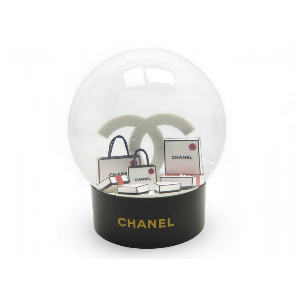 NEUF BOULE A NEIGE CHANEL 2019 LOGO CC SAC SHOPPING EN VERRE + BOITE SNOW BALL