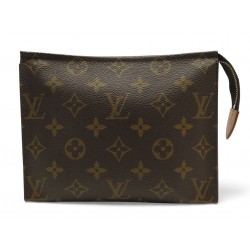 NEUF POCHETTE LOUIS VUITTON POCHE TOILETTE 19 M47544 TOILE MONOGRAM POUCH 880€