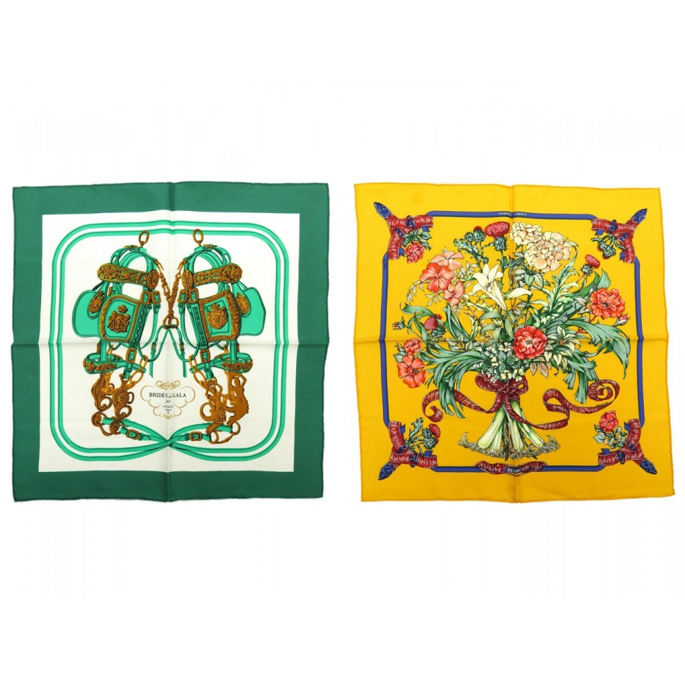 LOT DE 2 FOULARDS HERMES GAVROCHE BRIDES DE GALA + REGINA CARRE 45 SCARF 420€