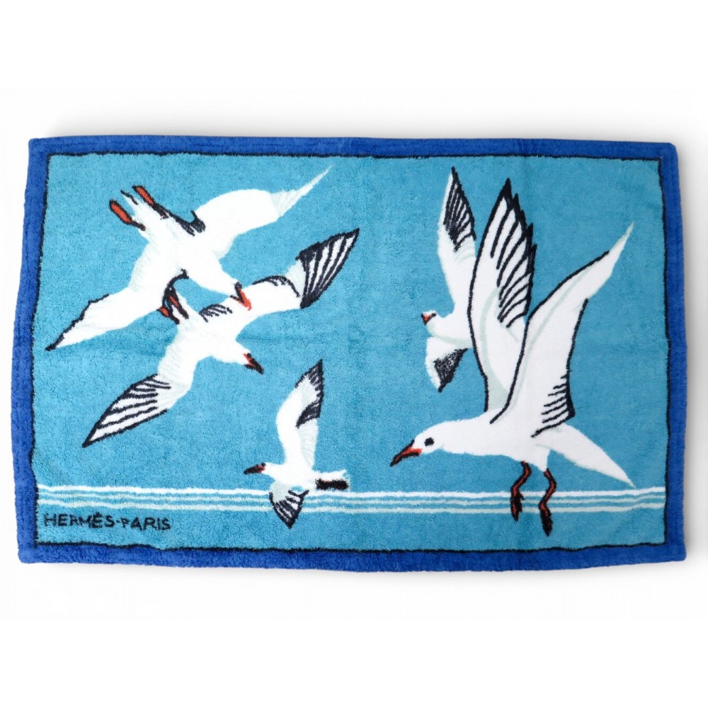 SERVIETTE DE BAIN HERMES TAPIS DE PLAGE LES MOUETTES PM 100 CM BLEU TOWEL 460€