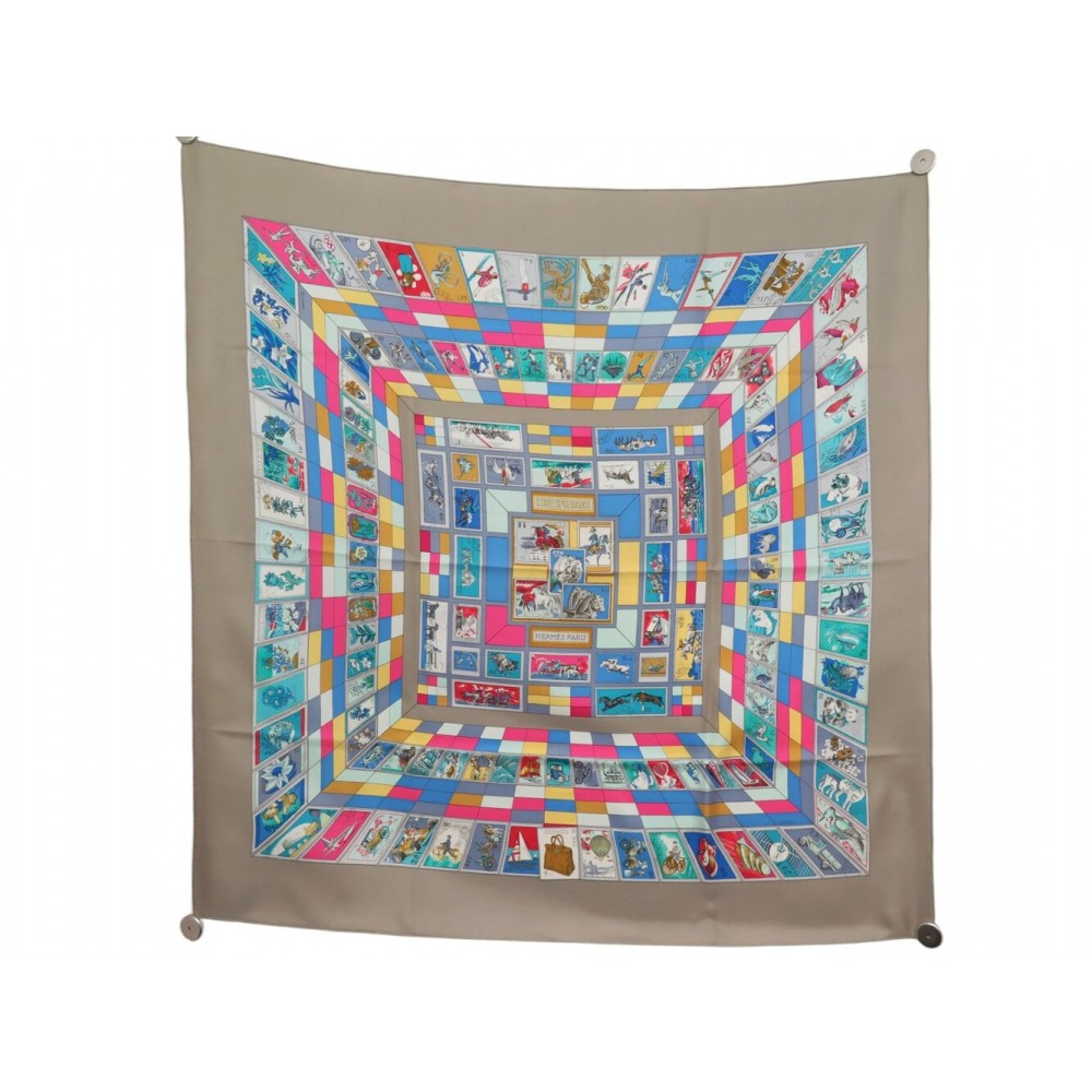 FOULARD HERMES CORRESPONDANCE CATHY LATHAM CARRE 90 SOIE TAUPE SILK SCARF 530€