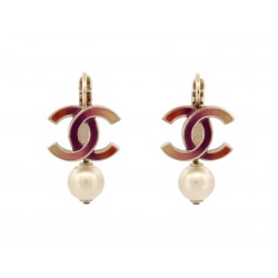 BOUCLES D'OREILLES CHANEL 2016 LOGO CC PENDANTES PERLES EN METAL EARRINGS 790€