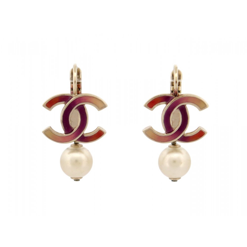 BOUCLES D'OREILLES CHANEL 2016 LOGO CC PENDANTES PERLES EN METAL EARRINGS 790€