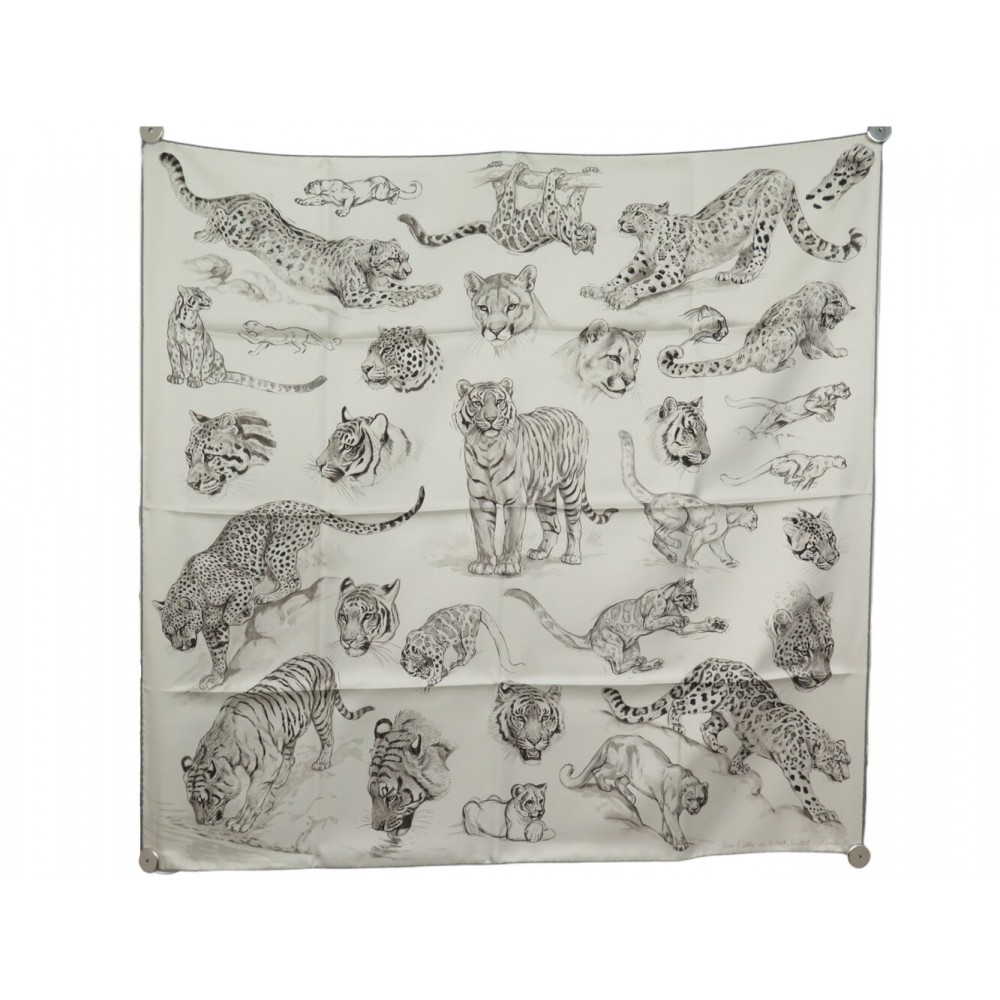 RARE NEUF FOULARD HERMES DANS L'ATELIER DE ROBERT DALLET PANTHERES CARRE SCARF