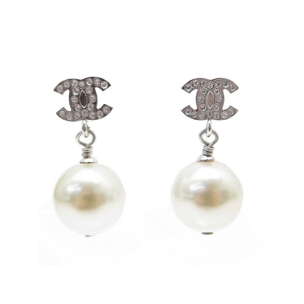 NEUF BOUCLES D'OREILLES CHANEL A36138 LOGO CC PERLES STRASS PEARL EARRINGS 750€