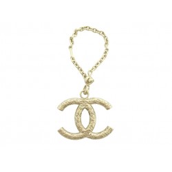 NEUF RARE PORTE CLES CHANEL LOGO CC EMBOSSE CC EN METAL DORE QUILTED KEY RING