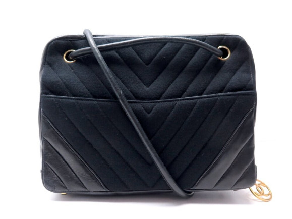 sac a main chanel camera chevron en cuir et