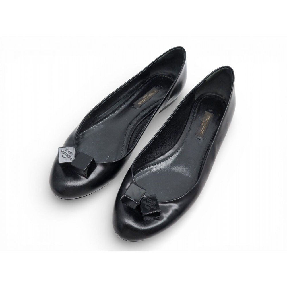 CHAUSSURES LOUIS VUITTON BALLERINES GOSSIP OMBRE 36.5 EN CUIR NOIR SHOES 930€