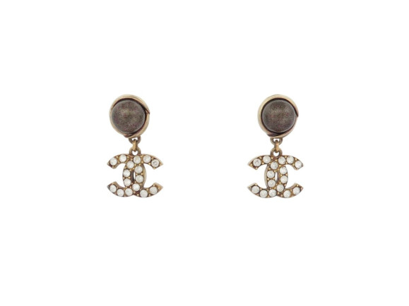 boucles d'oreilles chanel clous pendantes logo cc