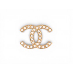 NEUF BROCHE CHANEL LOGO CC STRASS CARRES EN METAL DORE GOLD + BOITE BROOCH 750€