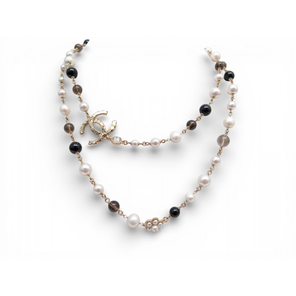 NEUF COLLIER CHANEL SAUTOIR PERLES NACRE & NOIRES LOGO CC PEARLS NECKLACE 1750€
