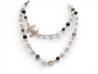 collier chanel sautoir perles nacre noires logo