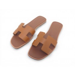 NEUF CHAUSSURES HERMES ORAN H222099Z T37 EN CUIR EPSOM GOLD MULES SANDALES 635€