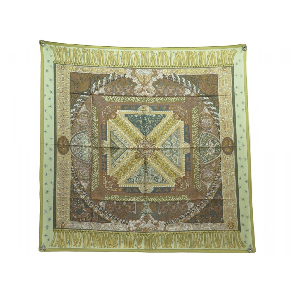 NEUF FOULARD HERMES SUR UN TAPIS VOLANT A. FAIVRE CARRE 90 SOIE VERTE SCARF 580€