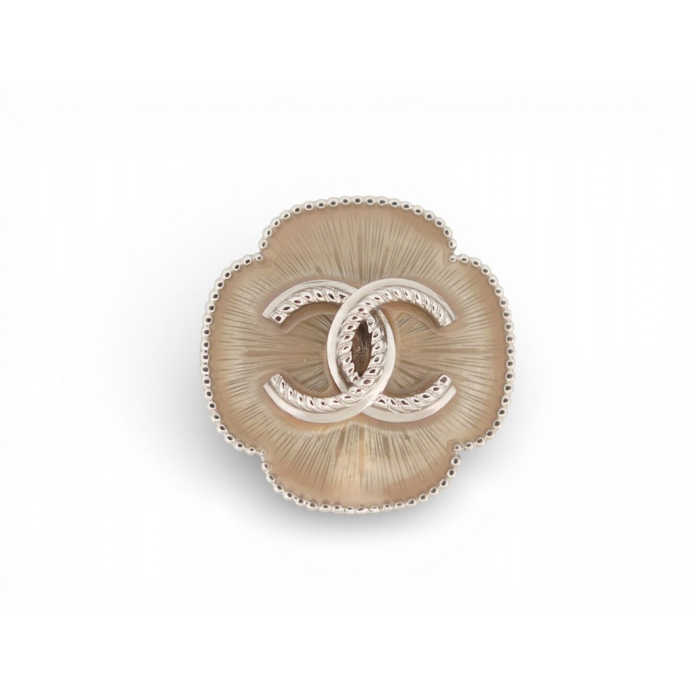 NEUF BROCHE CHANEL FLEUR LOGO CC METAL ARGENTE & LAQUE 2015 FLOWER METAL BROOCH