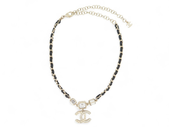 collier chanel ras de cou logo cc strass chaine