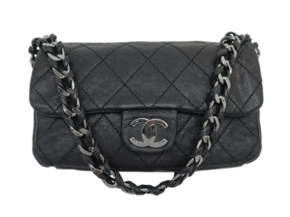 sac a main chanel on the road fermoir timeless cuir