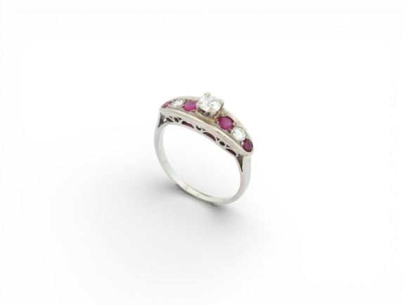 bague art deco t54 sertie de diamants 0.45ct rubis