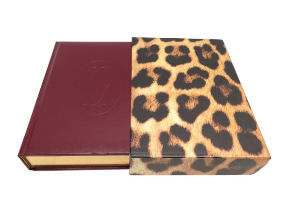 livre les must de cartier 1ere edition assouline de