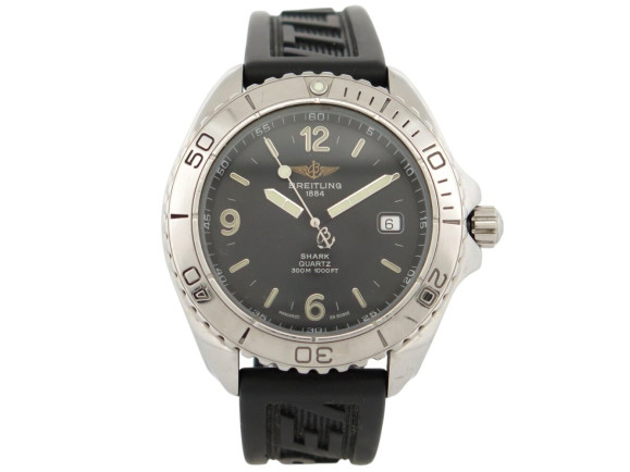  montre breitling shark 300m a58605 41 mm acier