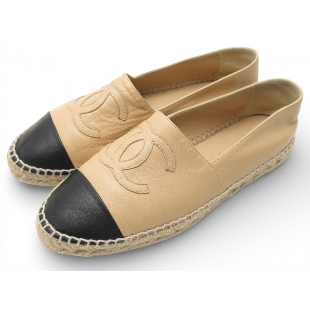 CHAUSSURES CHANEL G29762 ESPADRILLES 39 MOCASSINS CUIR BEIGE ET NOIR SHOES 860€