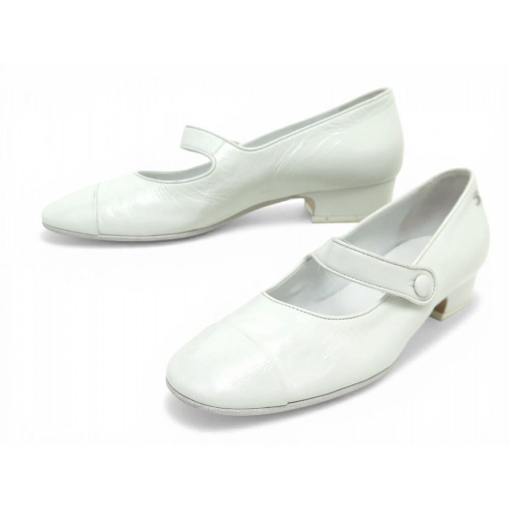 CHAUSSURES CHANEL ESCARPINS BABIES MARY JANE G34328 37 EN CUIR BLANC SHOES 950€