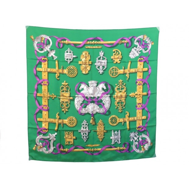 FOULARD HERMES FERRONNERIE CATHY LATHAM CARRE EN SOIE VERT GREEN SILK SCARF 345€