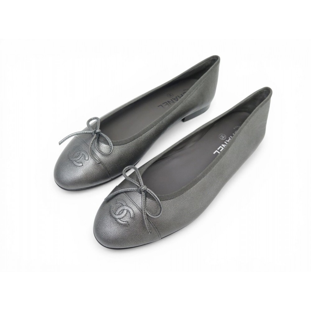 NEUF CHAUSSURES CHANEL BALLERINES LOGO CC G02819 41 CUIR CAVIAR BOITE SHOES 960€