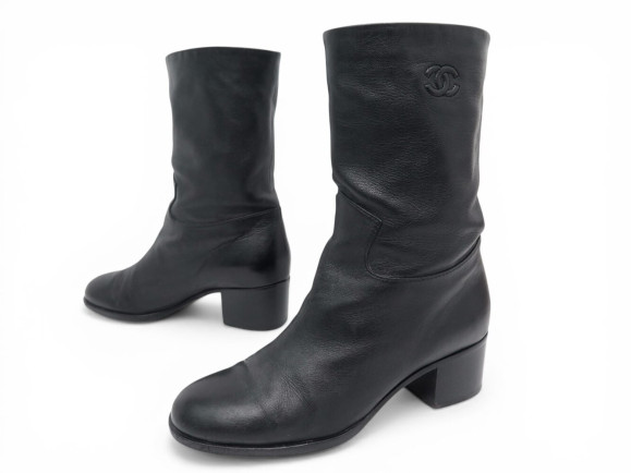 chaussures chanel bottines a talons logo cc en cuir