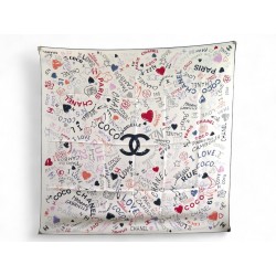 NEUF FOULARD CHANEL LOVE COCO LOGO CC CAMELIA CARRE 90 TWILL DE SOIE SCARF 530€