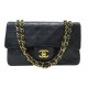 VINTAGE SAC A MAIN CHANEL TIMELESS CLASSIQUE PM A01113 CUIR BANDOULIERE 10100€