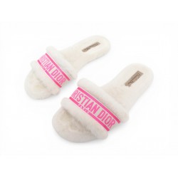 CHAUSSURES DIOR MULES DWAY LOGO FOURRURE 38 BLANCHES ROSES SHEARLING SHOES 750€