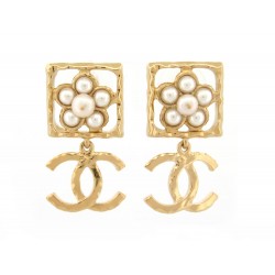 NEUF BOUCLES D'OREILLES CHANEL PENDANTES LOGO CC & PERLES 2024 NEW EARRINGS 700€