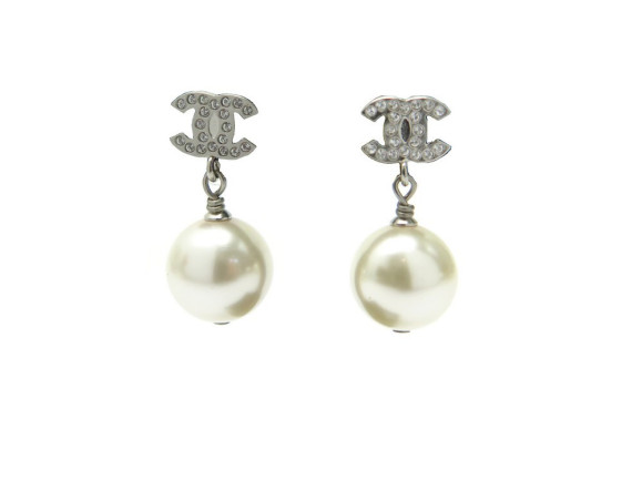  boucles d'oreilles chanel a36138 logo cc perles