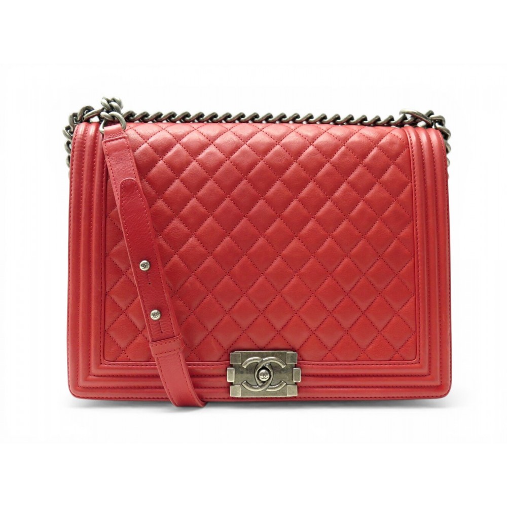 SAC A MAIN CHANEL GRAND BOY EN CUIR MATELASSE ROUGE BANDOULIERE HAND BAG 7250€
