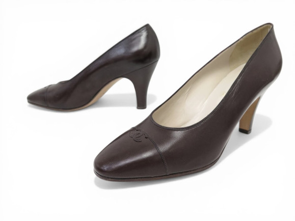   chaussures chanel escarpins logo cc 36.5