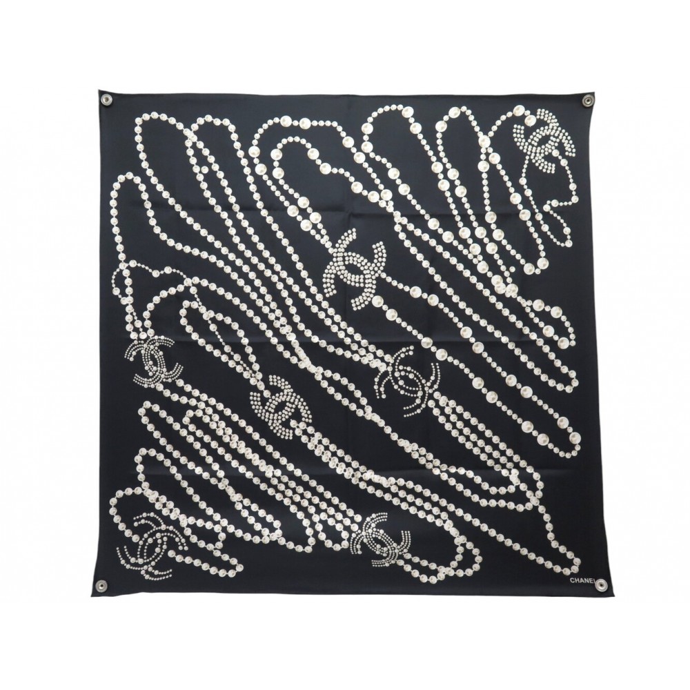 NEUF FOULARD CHANEL TWILL LOGO CC PERLES CARRE 90 EN SOIE NOIR SILK SCARF 530€